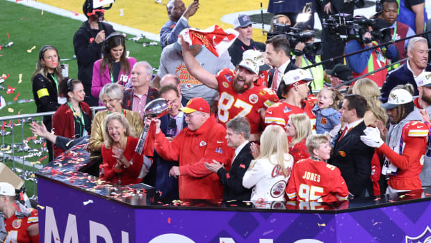 Andy Reid y Travis Kelce 